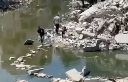 Thumbnail preview image for the video titled: Sewage overwhelms Khan Younis after the IDF destroyed water and sanitation equipment; journalist Tareq Abu Azzoum explains what that means