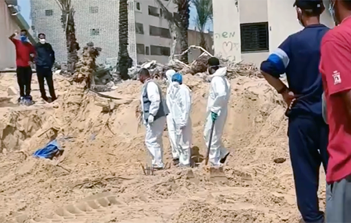 Thumbnail preview image for the video titled: IDF buried the bodies of hundreds of murdered Palestinians in mass graves at the Nasser hospital