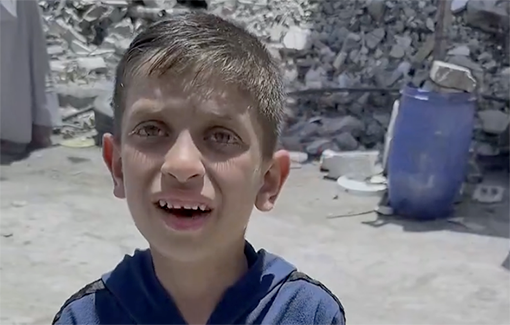 Thumbnail preview image for the video titled: A child asks the journalist Hossam Shabat if Gaza will ever have peace and an end to the famine