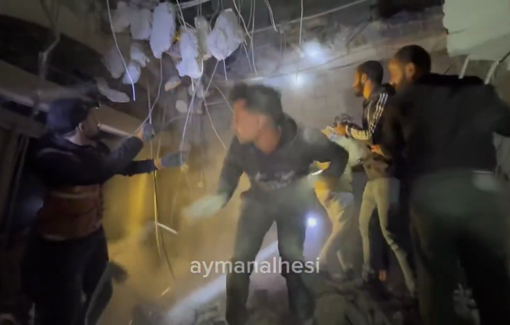 Thumbnail preview image for the video titled: Rescuers head to house following Israeli bombing