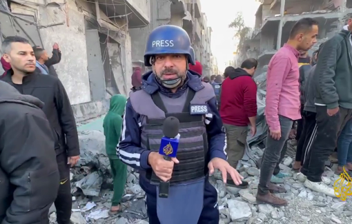 Thumbnail preview image for the video titled: Locals continue searching with their bare hands for victims under the rubble