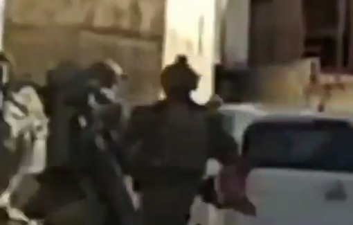 Thumbnail preview image for the video titled: Israeli Special forces infiltrated Al-Ain Camp in occupied West Bank