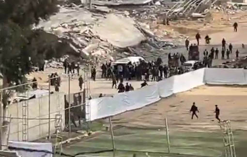 Thumbnail preview image for the video titled: Panic after Israeli airstrike on people around the Palestine Stadium