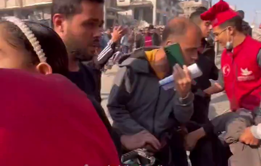 Thumbnail preview image for the video titled: Casualties from Israeli airstrike on a group of people in Al-Daraj neighborhood