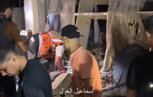 Thumbnail preview image for the video titled: Searching and rescuing the victims of IDF strike on Ayyad family house