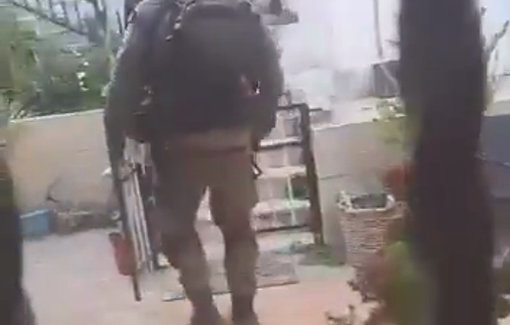 Thumbnail preview image for the video titled: Israeli forces stormed the home of Palestinian hostage Zeina Barbar in Silwan