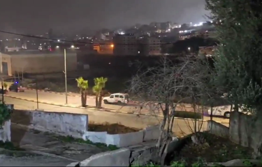 Thumbnail preview image for the video titled: 90 Palestinian detainees were released at 1:19 AM from Ofer prison, while the 3 Israeli captives were released at 4:00 p.m.