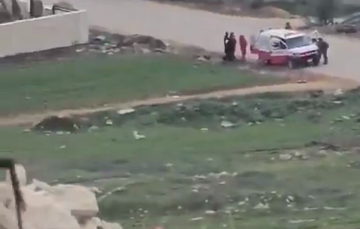 Thumbnail preview image for the video titled: Israeli forces obstruct ambulances during the ongoing assault on the town of Tammun.