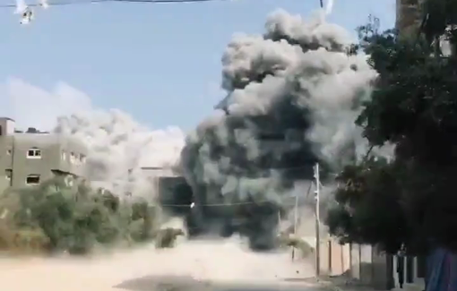 Thumbnail preview image for the video titled: IDF airstrikes on Nuseirat continue