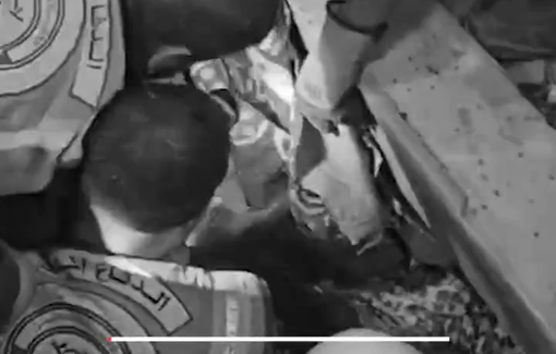 Thumbnail preview image for the video titled: Little Maria recounts when she was buried under the rubble after an Israeli bombing