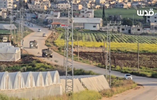 Thumbnail preview image for the video titled: Israeli armored vehicules on the road to invade Aqaba