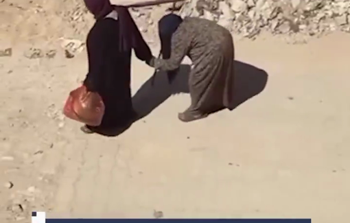 Thumbnail preview image for the video titled: An elderly woman from northern Gaza is forced to flee her home following Israeli evacuation order
