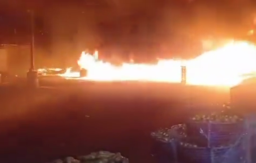 Thumbnail preview image for the video titled: IDF causes large fire in Hisbah market to occupy Palestinians while Jews were escorted to Joseph's tomb