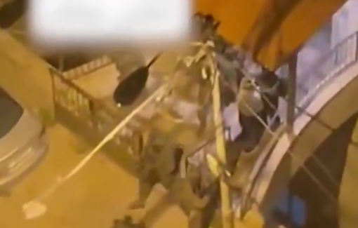 Thumbnail preview image for the video titled: Arrest of the well-known Palestinian journalist Samer Khuwaira at his hime in Nablus
