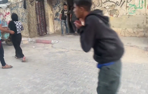 Thumbnail preview image for the video titled: Channel 4 reporting Inside one Gaza Humanitarian Fundation aid point : massacre and chaos