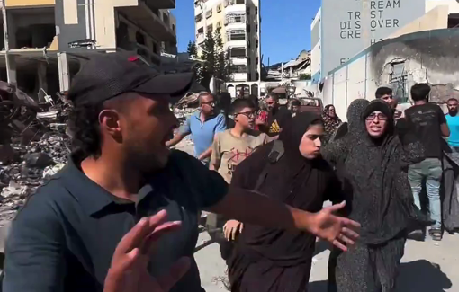 Thumbnail preview image for the video titled: Salah al-Din school: people flee as IDF ordered evacuation for another strike