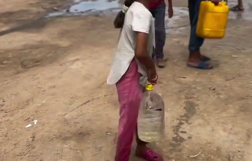 Thumbnail preview image for the video titled: 8y/o Dana's daily struggle to carry heavy water containers to her family