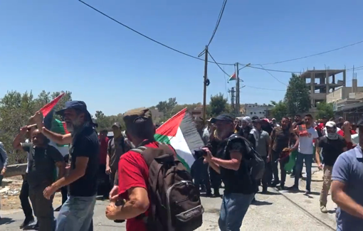 Thumbnail preview image for the video titled: Israeli forces attack a protest of Palestinian residents and activists against a new settlement outpost in Umm Safa