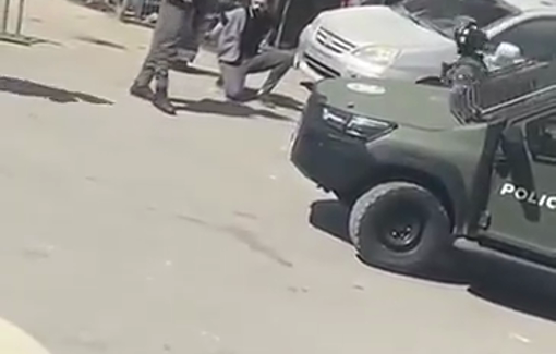 Thumbnail preview image for the video titled: Israeli soldiers arresting a young man from Shu’fat refugee camp in Jerusalem