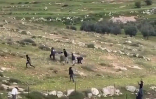 Thumbnail preview image for the video titled: Israeli extremists settlers attacked residents of Susya village in Masafer Yatta