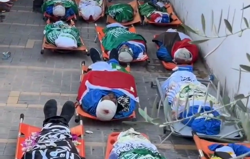 Thumbnail preview image for the video titled: Funeral of martyrs killed in IDF bombing of Tulkarm cafe