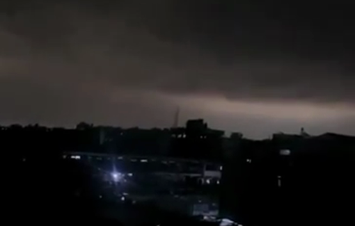 Thumbnail preview image for the video titled: IDF bombing of Jabalia continues unabated into the night