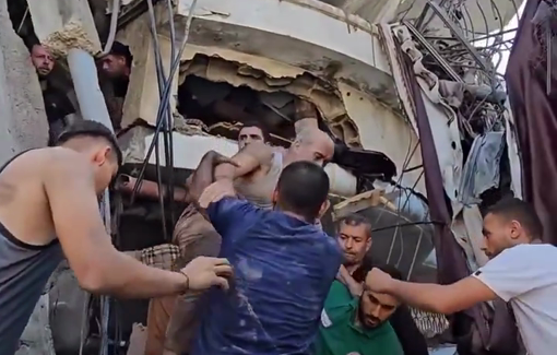 Thumbnail preview image for the video titled: Man rescued from the rubble after IDF bombing