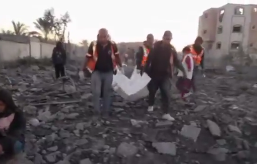 Thumbnail preview image for the video titled: Civil Defense crews retrieve 6 bodies where the Abdeen family house stood before IDF bombing