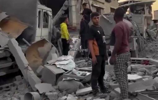 Thumbnail preview image for the video titled: Dozens killed in IDF bombing strewn about residential block