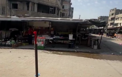 Thumbnail preview image for the video titled: Aftermath of drones dropping bombs on Sheikh Radwan market stalls