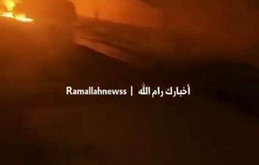 Thumbnail preview image for the video titled: Settlers set fire to 18 cars and 2 apartments in Al-Bireh