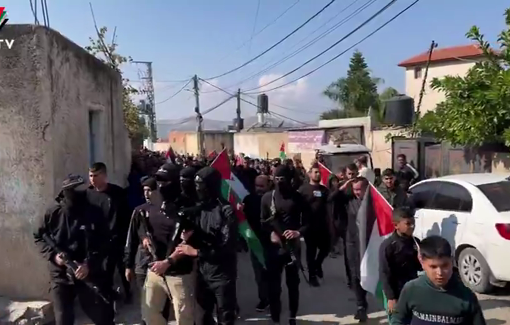 Thumbnail preview image for the video titled: Funeral of a young men shot dead by an Israeli drone in Muthalath al-Shuhada