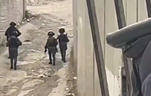 Thumbnail preview image for the video titled: Israeli infantry forces storm the Shuafat refugee camp in occupied Jerusalem.