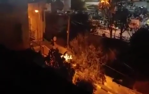 Thumbnail preview image for the video titled: Israeli settler terrorists are trying to forcibly enter a Palestinian family's home in the Old City (Hebron)