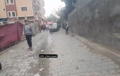 Thumbnail preview image for the video titled: Israeli artillery kills 2 people at the Abu Ouda family house